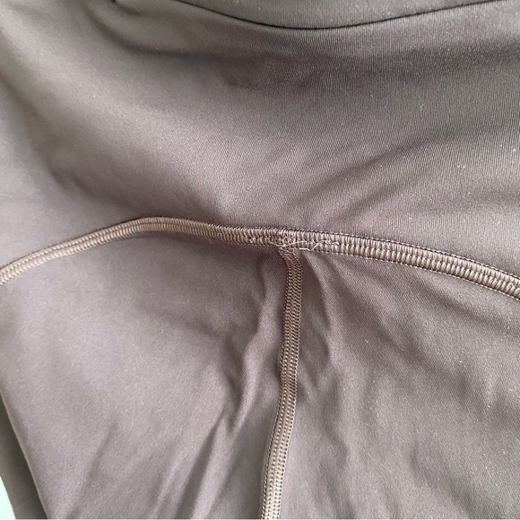 Lululemon swift speed high rise crop 21” espresso size 6 - Picture 4 of 7